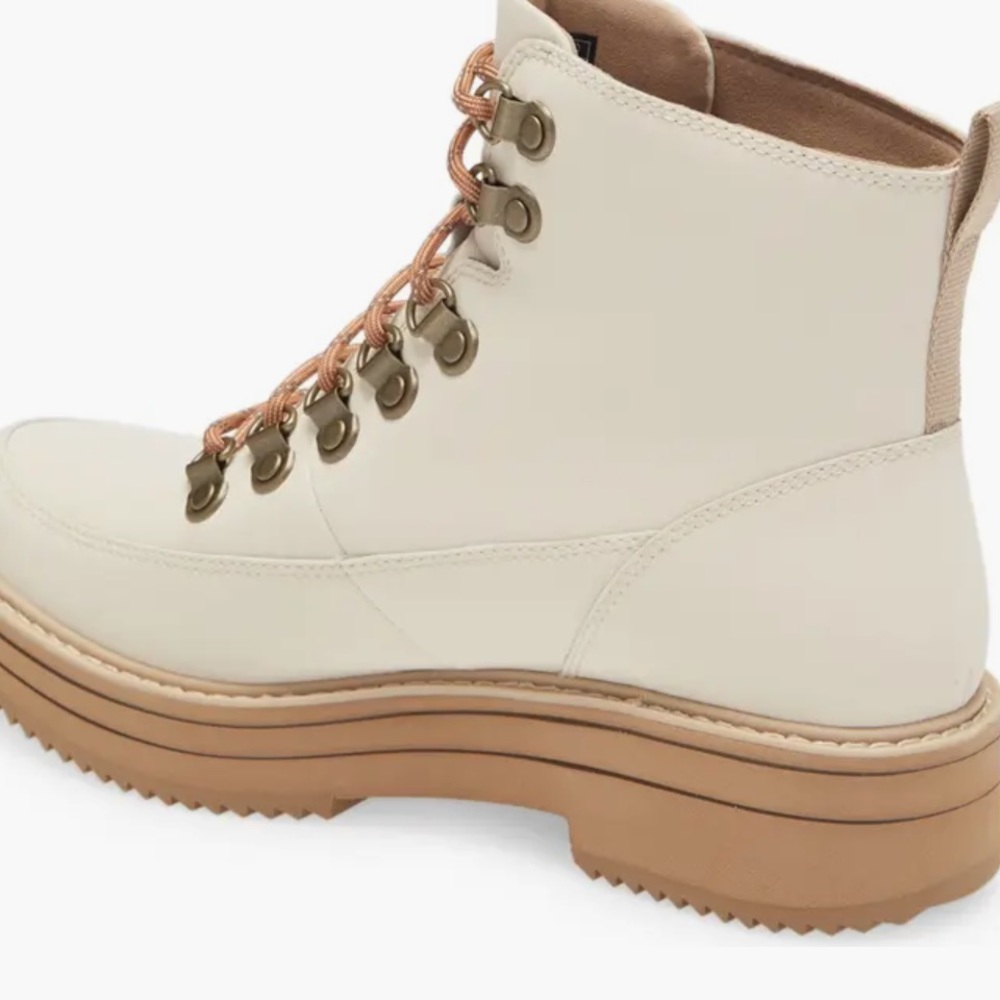 Teva Midform Boot - Picture 3 of 7
